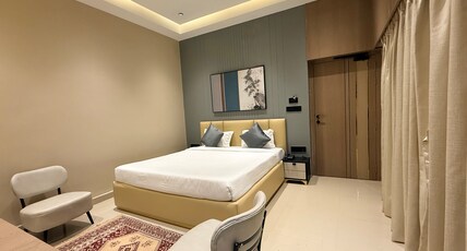 Hotel Royal Palace Room Type - Club Room