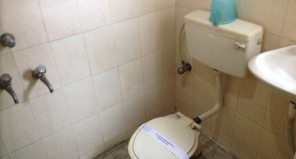 Guru Hotel Room Type - Suite AC