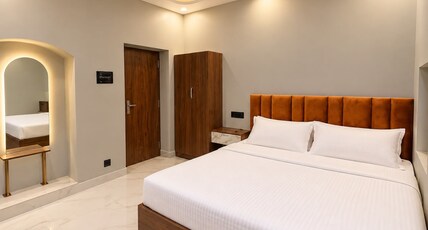 Hotel Blue Wheel Room Type - Standard AC Hotel Blue Wheel Room Type - Standard AC