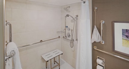 Hilton Harrisburg Room Type - 1KG MOB HEARING ACC RISHW