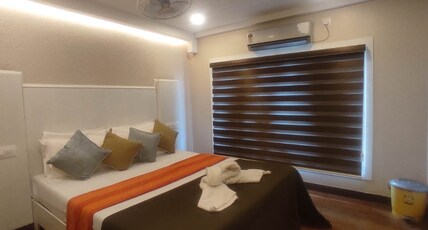 Ristagno Cruise Room Type - Deluxe Share House Boat
