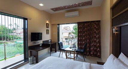 CITY PALACE RESORT Room Type - Ac Executive Room with Terrace Balcony