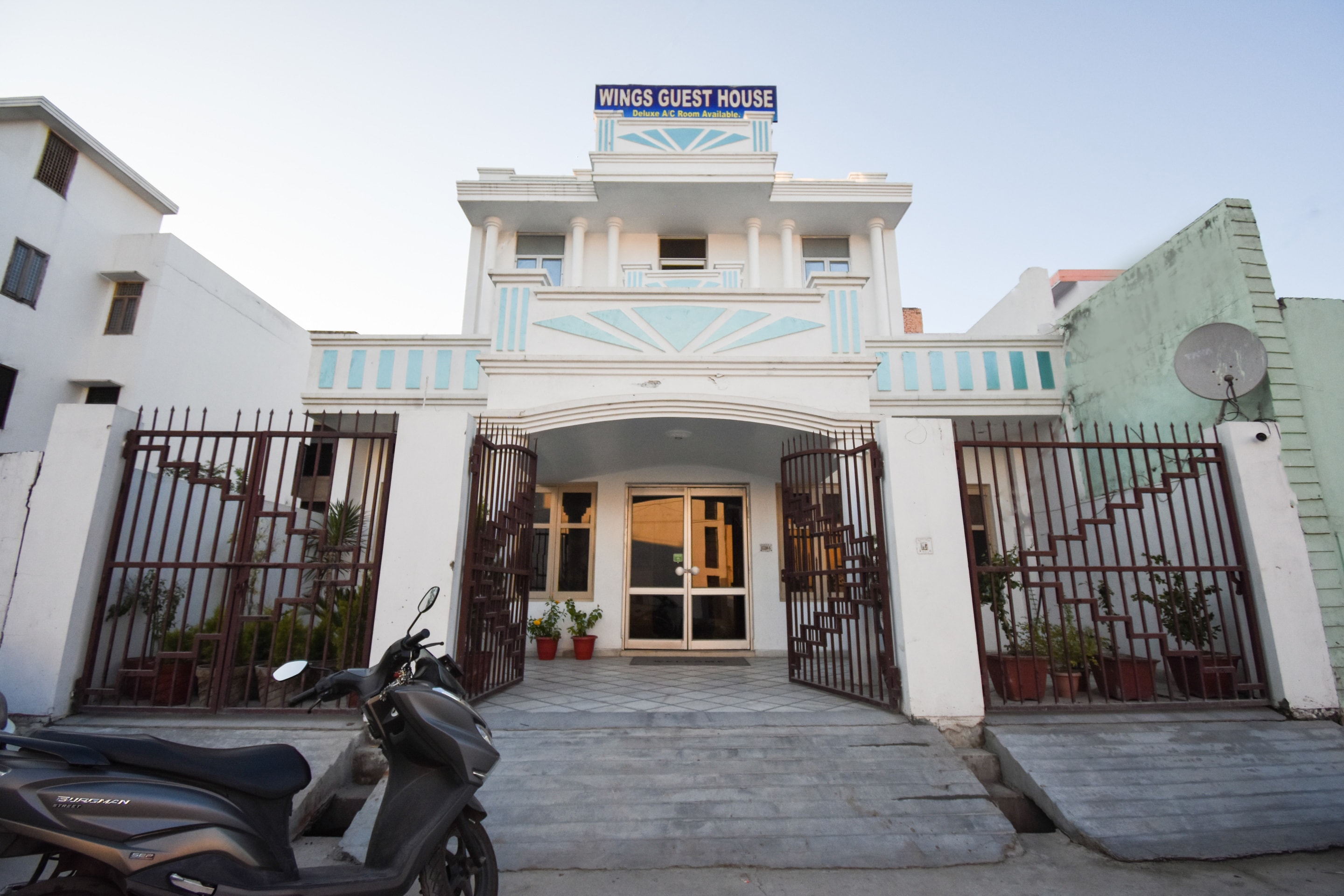Hotel O Wings Guest House - Tap to explore photos