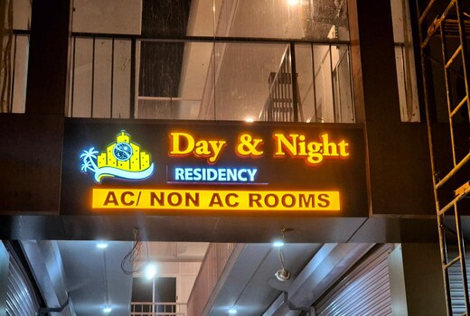 Day & Night Residency
