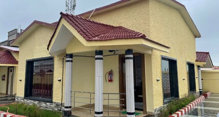 Aryans Sea Sight Resort Room Type - Majestic Cottage with Poolview