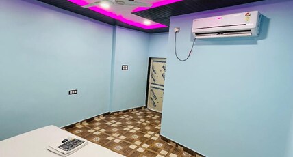 vande bharat paying guest house Room Type - King Bed Room with Air Conditioning
