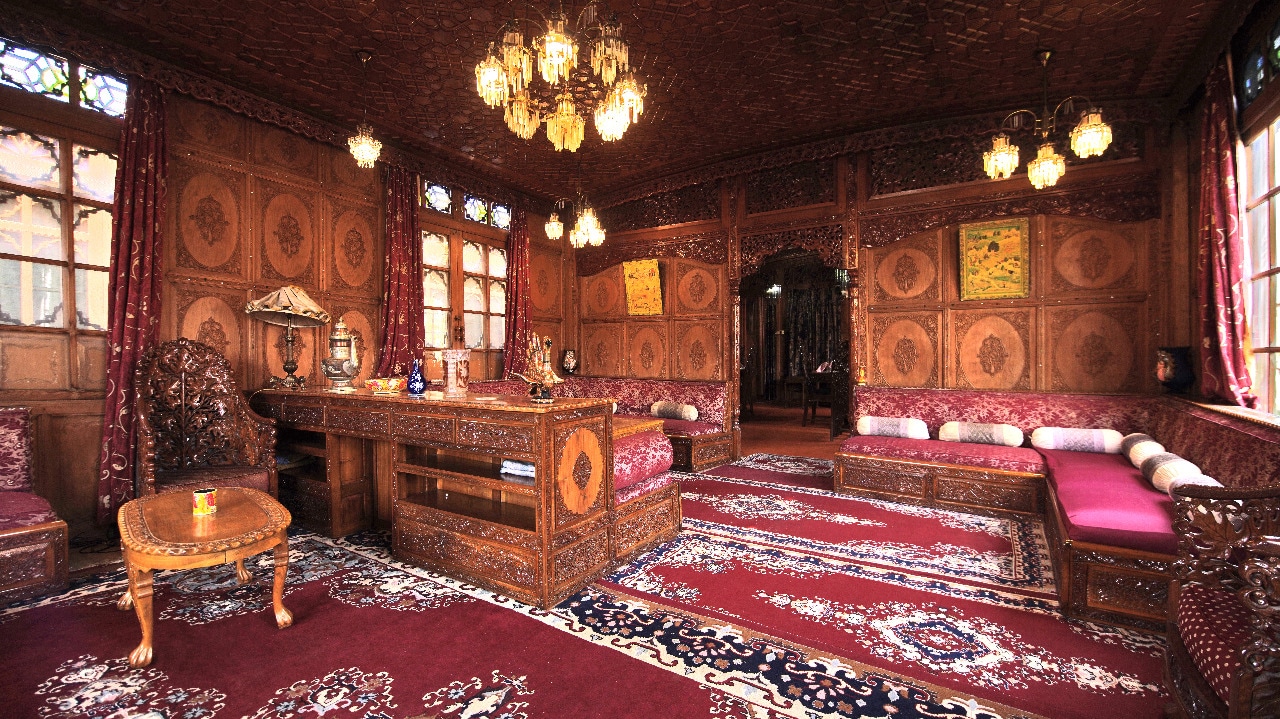 Meena Group Houseboats - Tap to explore photos