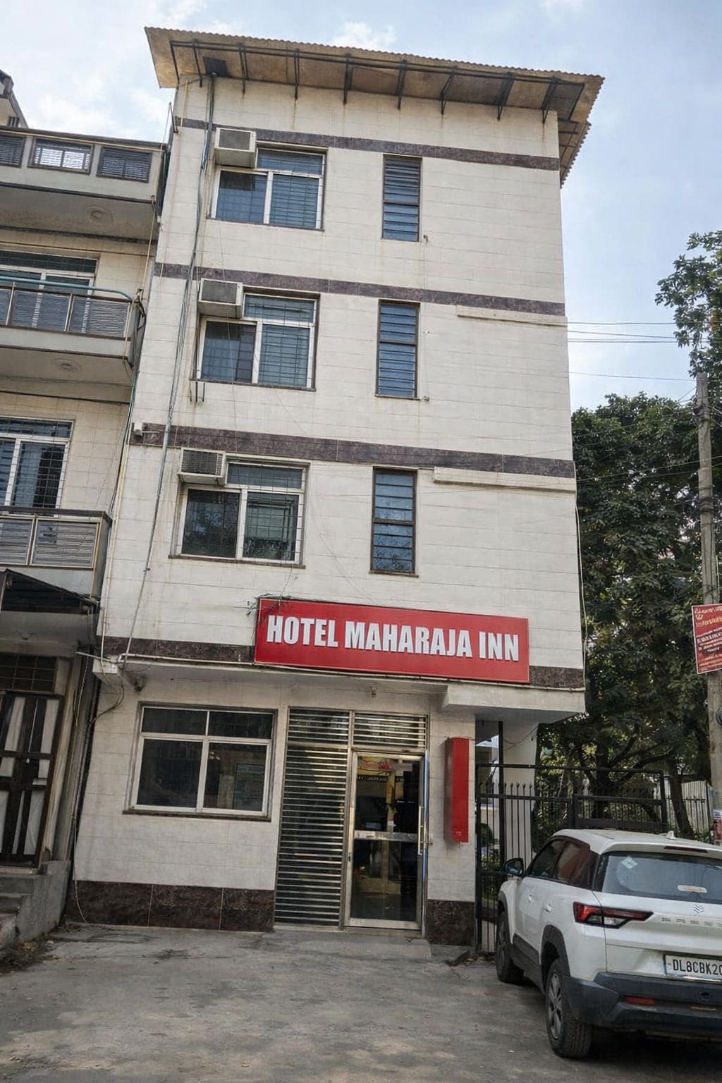 Hotel Maharaja Inn, Rohini Sector 22 - Tap to explore photos