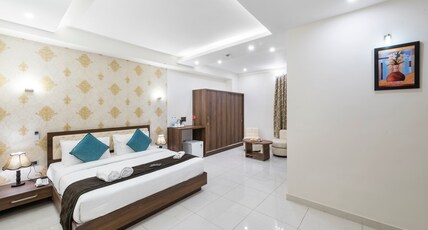 TS Royal Grand - Attibele Hosur Room Type - Superior Twin