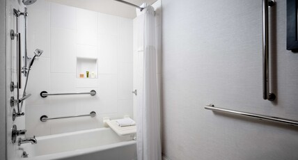 Hilton Fort Collins Room Type - 2 DOUBLE HEARING ACC