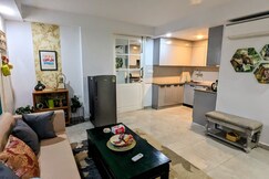 Diamond Mansion | Golf Course Road