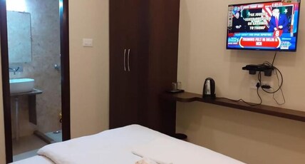 Hotel Artika Inn Room Type - Deluxe Room
