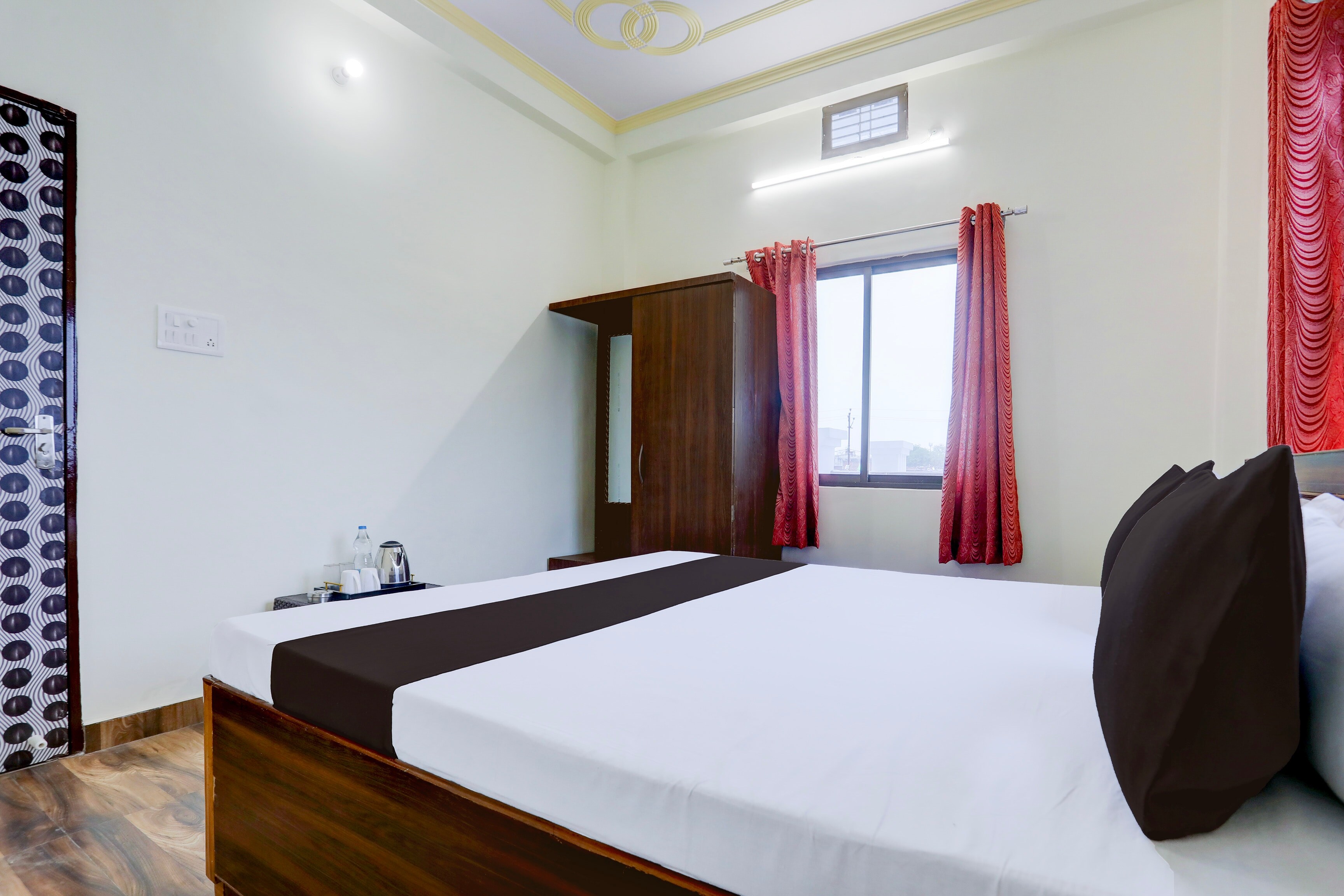 Hotel O Harsh Palace Guest House - Tap to explore photos