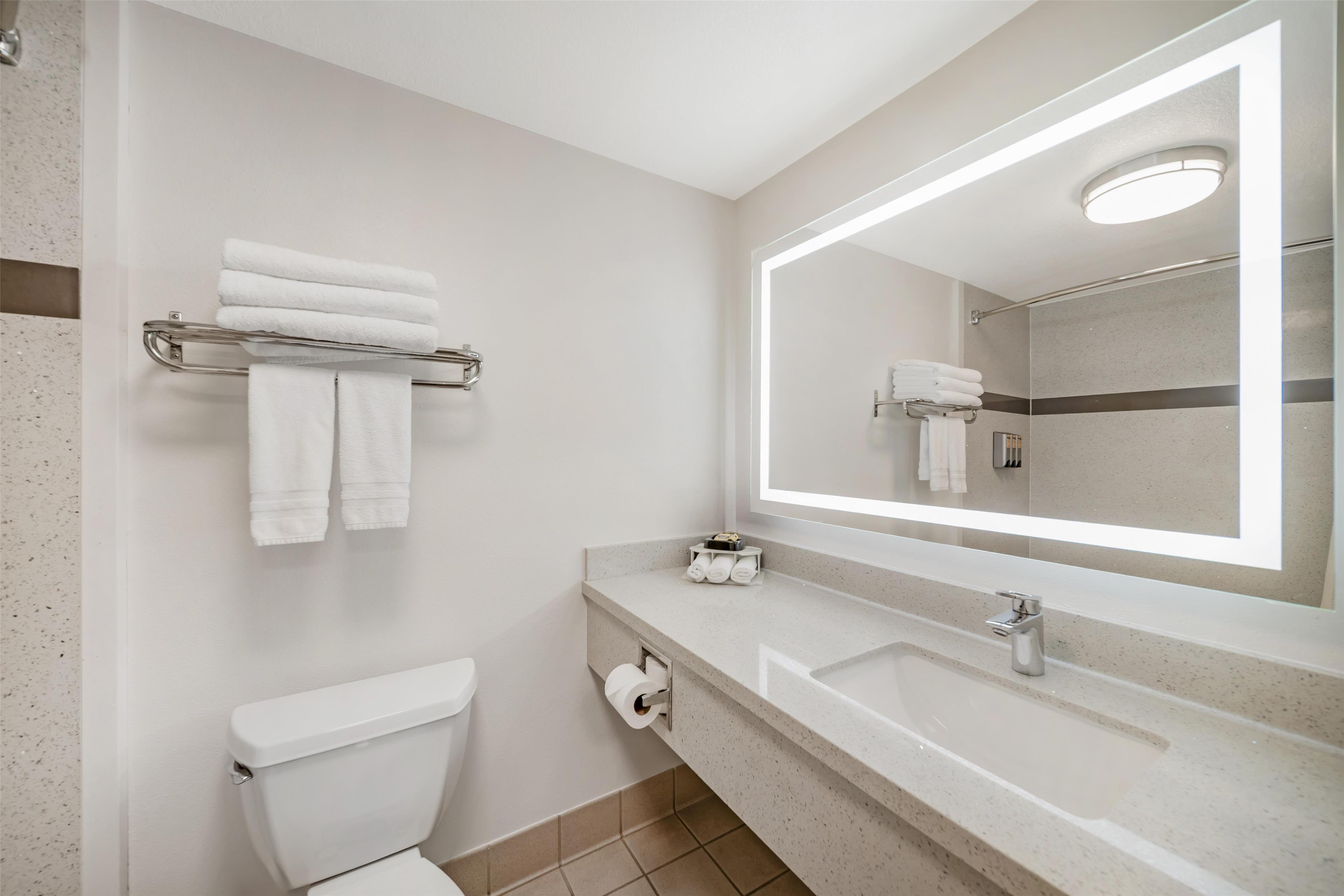 Best Western Plus Twin View Inn & Suites - Tap to explore photos