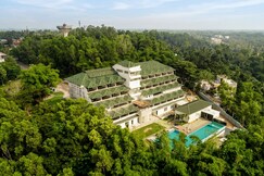Avoki Resort