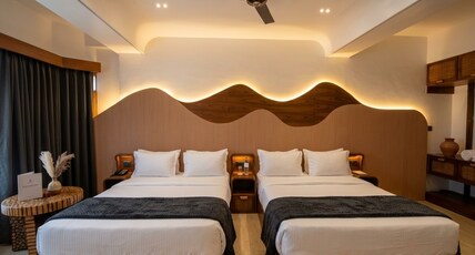 House of Lights, Solan Room Type - Deluxe Quadruple room