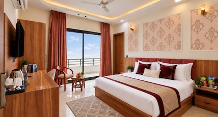 Qotel Signature - Golf Course Road Room Type - Executive Suite with Private Balcony Qotel Signature - Golf Course Road Room Type - Executive Suite with Private Balcony