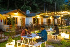 The Hosteller Kasol, Riverside