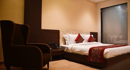 ATITHI CONTINENTAL Room Type - PRIMIUM ROOM