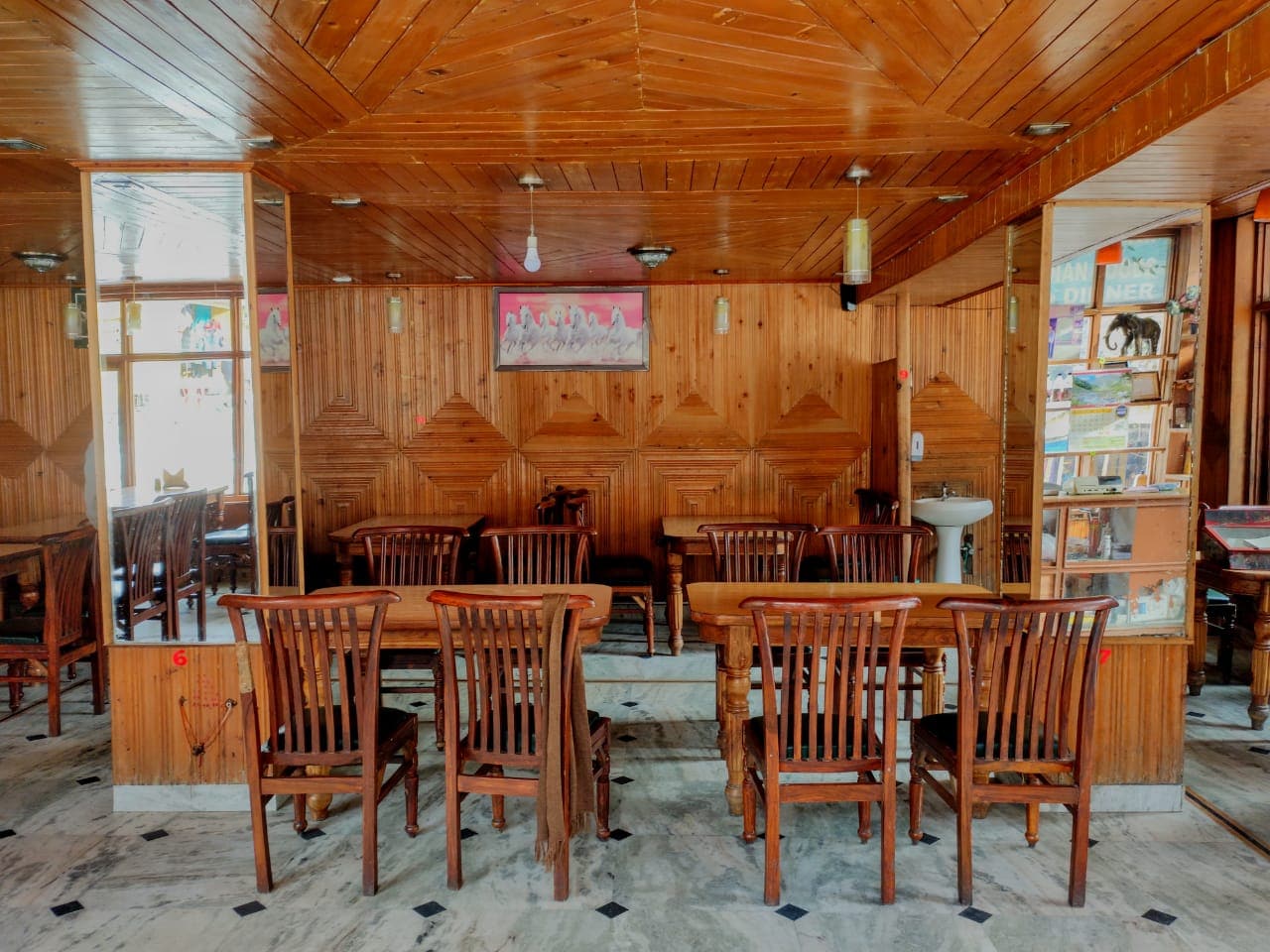 Main gallery