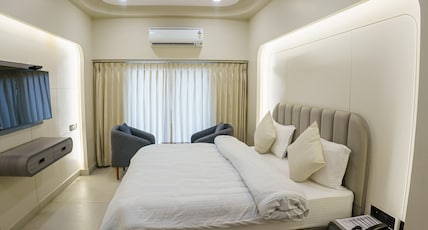 New Maharaja Hotel Room Type - AC Super Deluxe