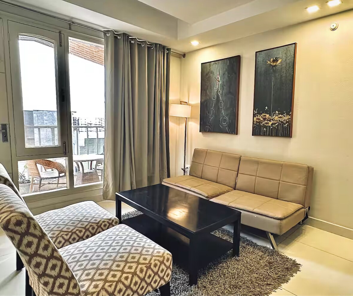 Cozy Nook by DPM (1BHK Valley View apartment) - Tap to explore photos