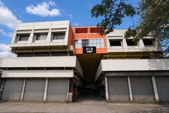 Hotel O Nashik Road Railway Station