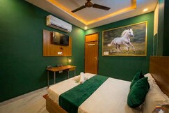 Rooms of Hriday bihari dham near Prem Mandir