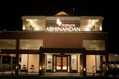 Hotel Rajhans Abhinandan