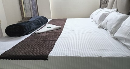 Shiv Gopal (P) Guest House Room Type - STANDARD NON-AC ROOM