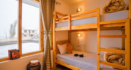 PACK Sissu (Lahaul) Room Type - 6 Bed Mixed Dorm (ensuite)
