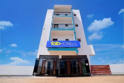Fabhotel Dhana Residency - Nr Hindusthan Institute of Technology and Science
