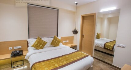 Hotel Midori Vithalapur Room Type - Executive Room