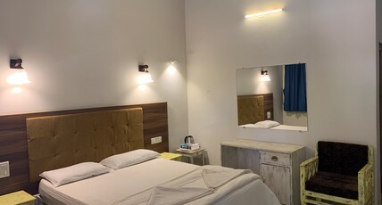 Vista Mare- A beach property Room Type - Deluxe Room