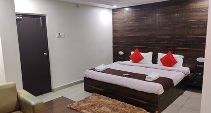 venkateswara mitra residency Room Type - Deluxe Ac