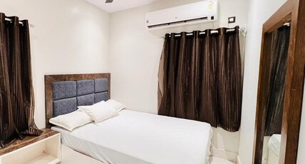 SR Guest House Room Type - Luxury Room