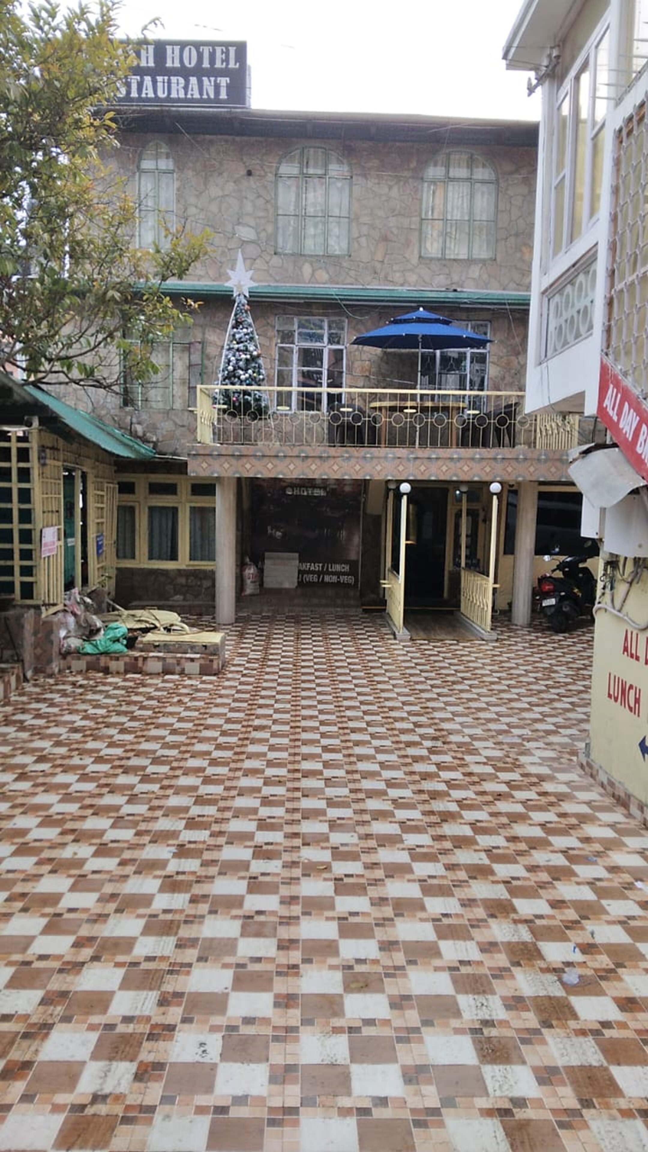 Main gallery