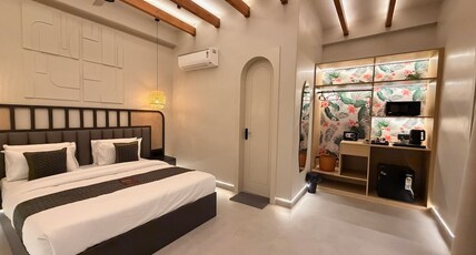 Kutir 27 Villas Room Type - Luxury king room 2