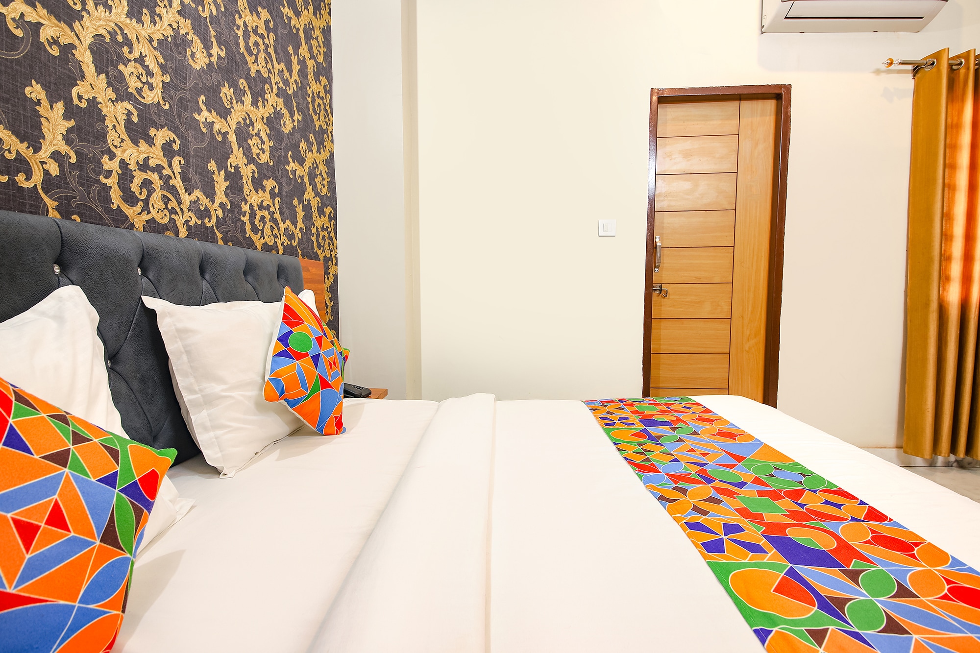 FabHotel Rudra - Tap to explore photos
