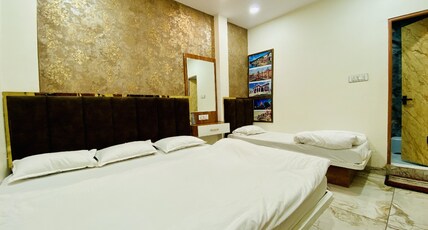 Hotel Malay inn Room Type - Deluxe Room