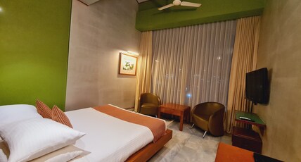 Hotel Centre Point (by Centre Point Group) Room Type - Club Deluxe