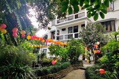 Address of White Conch Residency (350 Meters from MG Marg)