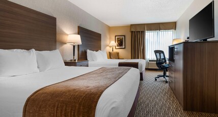 Best Western Spooner Riverplace Room Type - 2 Queen Beds, Non-Smoking, High Speed Internet Access, Microwave And Refrigerator, Coffee Maker, Iro Best Western Spooner Riverplace Room Type - 2 Queen Beds, Non-Smoking, High Speed Internet Access, Microwave And Refrigerator, Coffee Maker, Iro