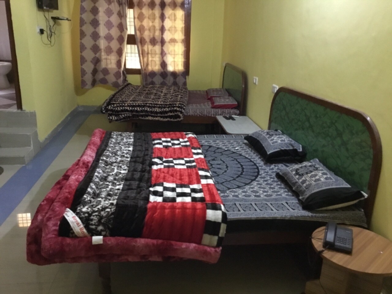 Hotel City Heart - Tap to explore photos