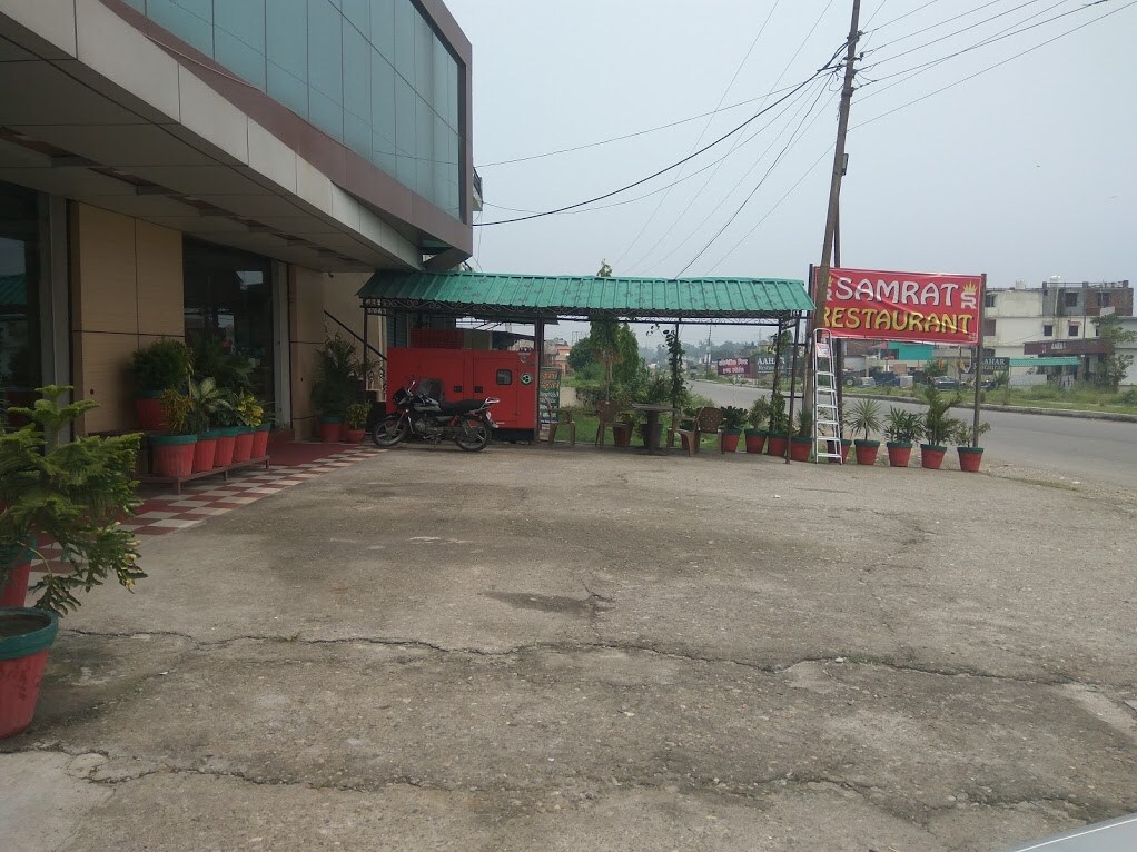 Hotel Samrat - Tap to explore photos