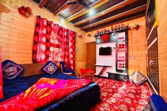 Adil Paying Guest House