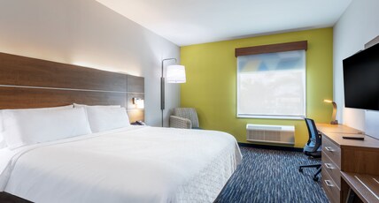 Holiday Inn Express & Suites MIRAMAR Room Type - 1 King Bed Mobil Access Roll In Shwr