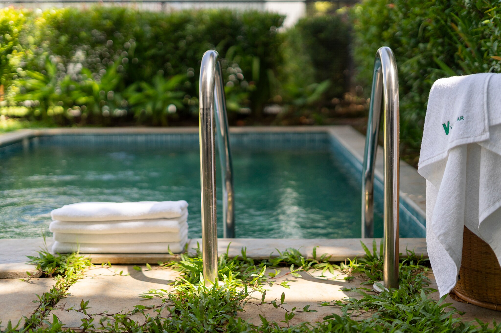 La Agueda by The Blue Kite - 2BHK Private Pool Villa with Kitchen & Wifi, 9 min to Coco Beach (06) - Tap to explore photos