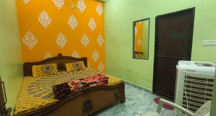 Royal hotel Room Type - Deluxe Room with Balcony