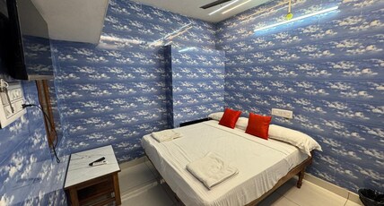 FAMILY GUEST HOUSE Room Type - DeluxeAC